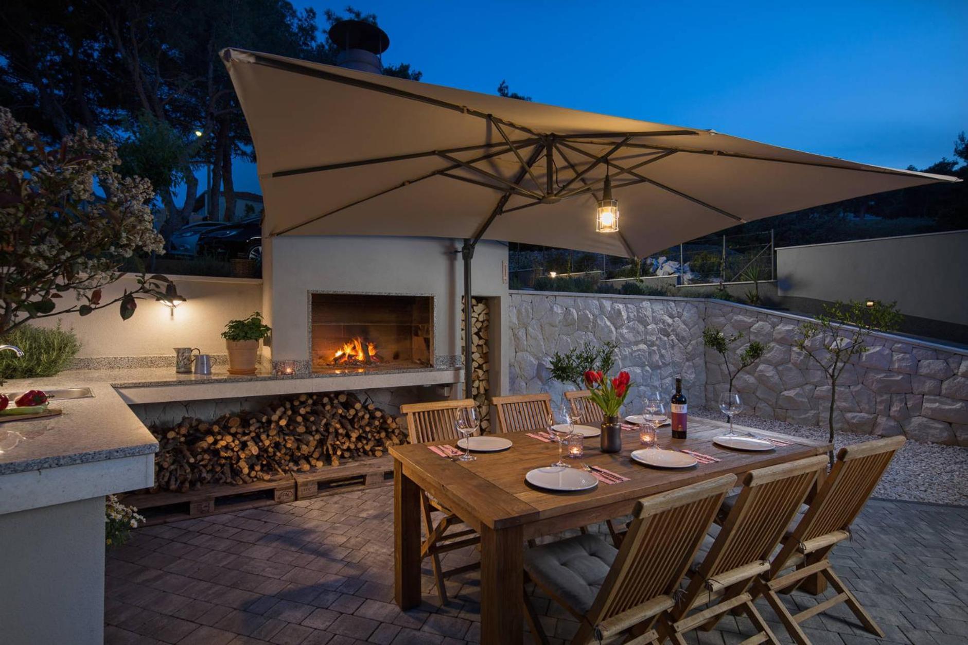 Ferienwohnung Olive Hill House - Ground Floor Slatine Exterior foto